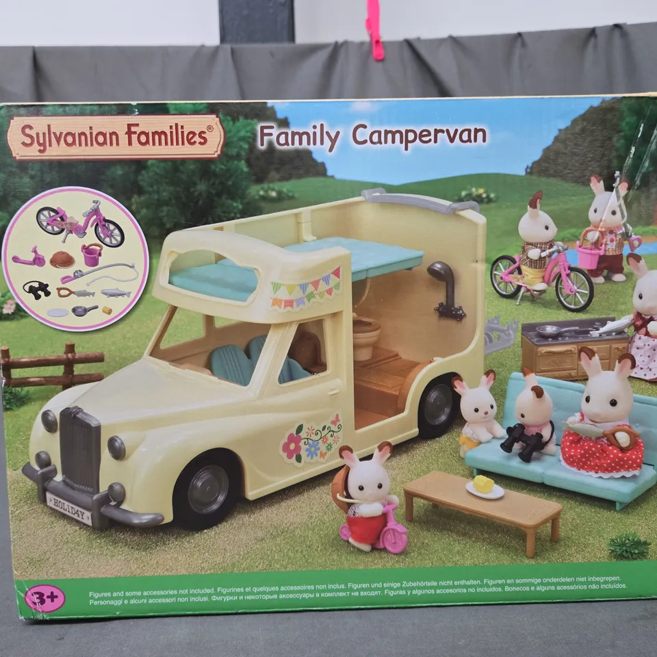 BOXED SYLVANIAN FAMILIES - FAMILY CAMPERVAN