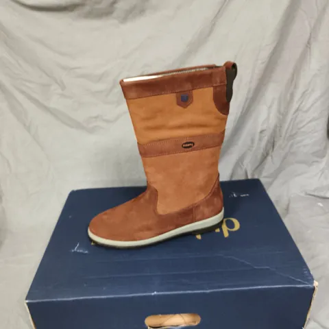 BOXED DUBARRY ULTIMA BOOTS - BROWN GORE-TEX, UK 9 (EU 43)