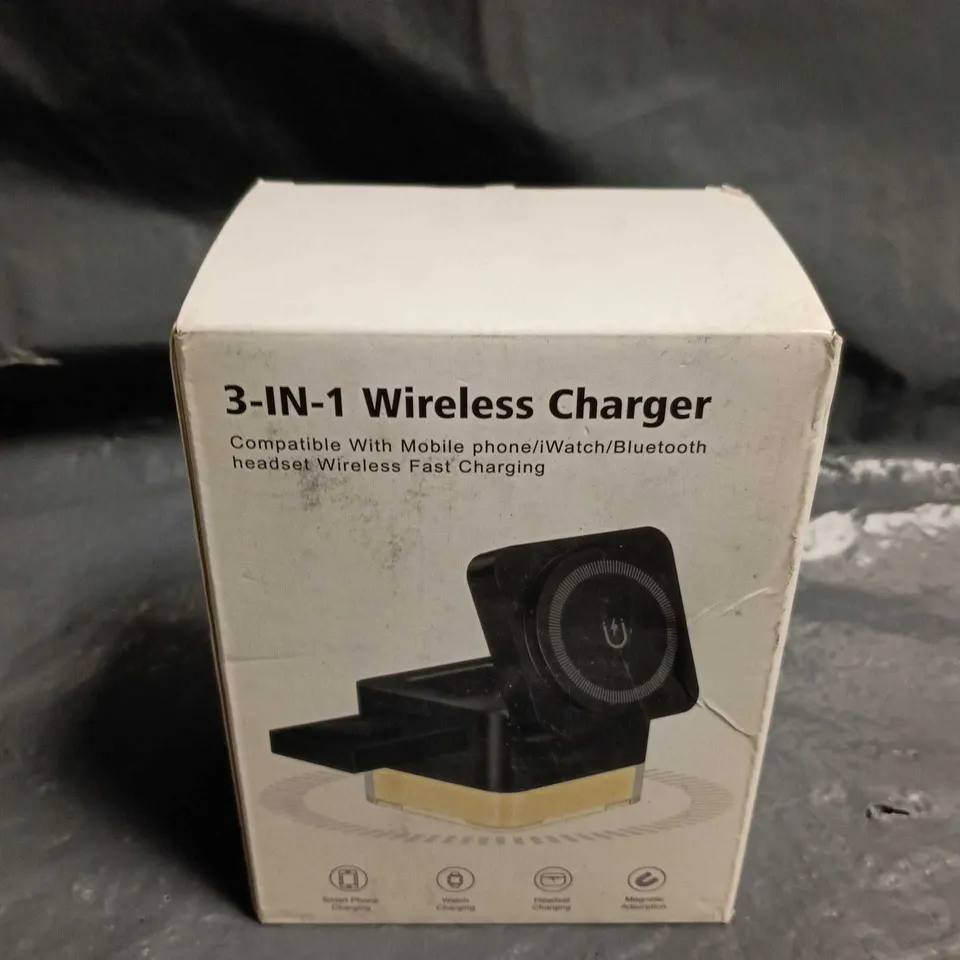 3-IN-1 WIRELESS CHARGER – BOXED 