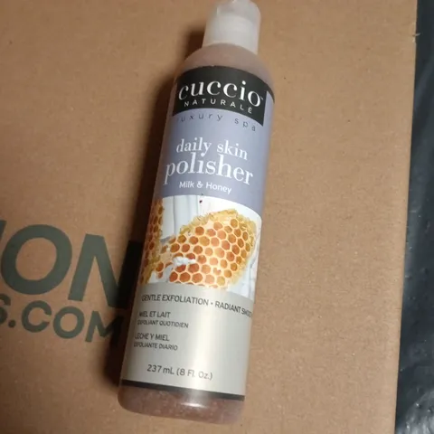 BOX OF APPROXIMATELY 10 ASSORTED COSMETIC ITEMS INCLUDING CUCCIO DAILY SKIN POLISHER AND CUCCIO MASSAGE CREAM 