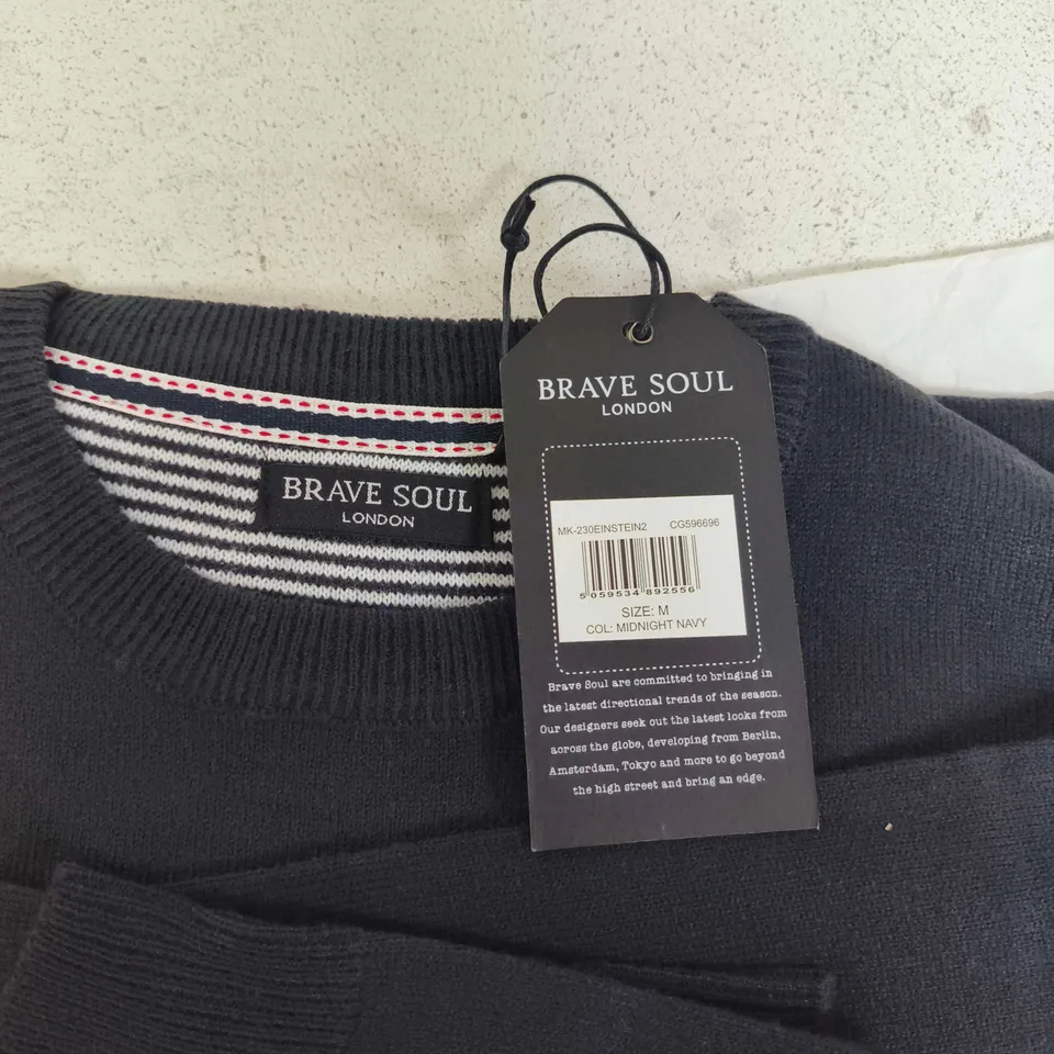 BRAVE SOUL LONDON NAVY KNIT JUMPER – UK SIZE M (MIDNIGHT NAVY)