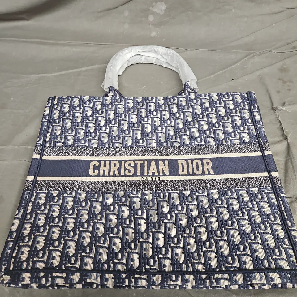LARGE DIOR BOOK TOTE