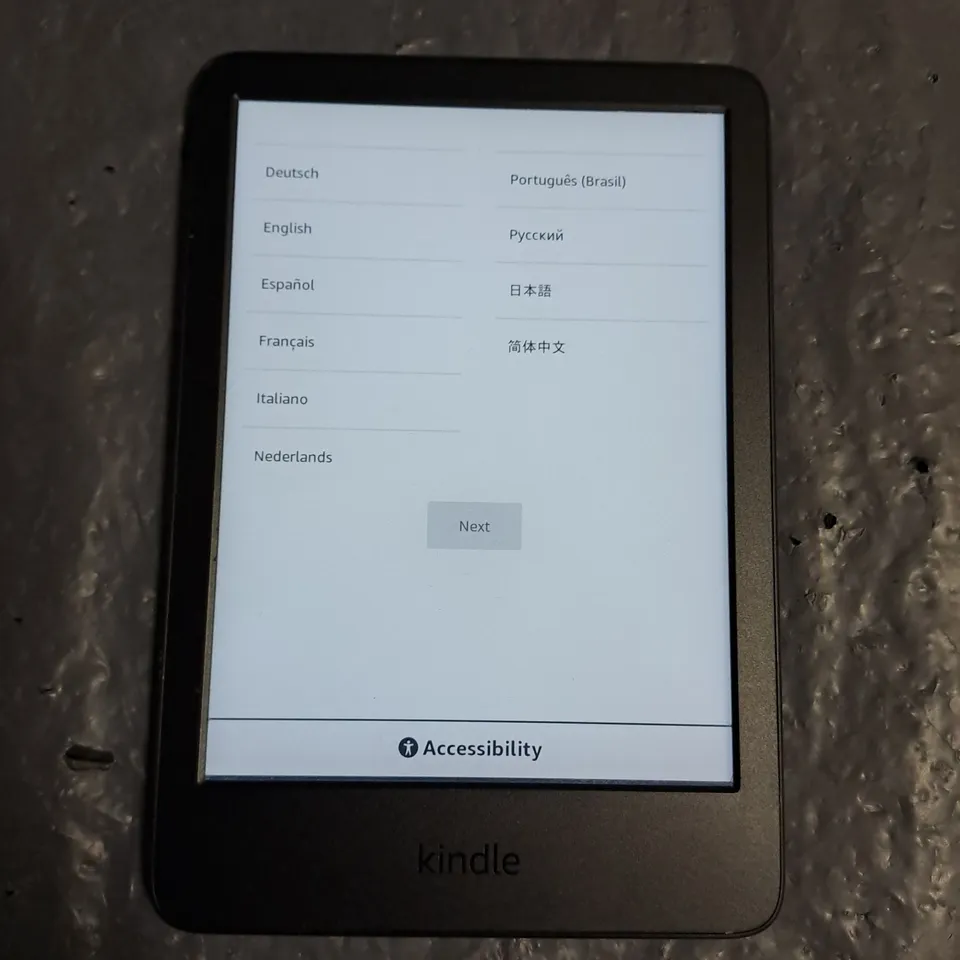 UNBOXED AMAZON KINDLE - C2V2L3