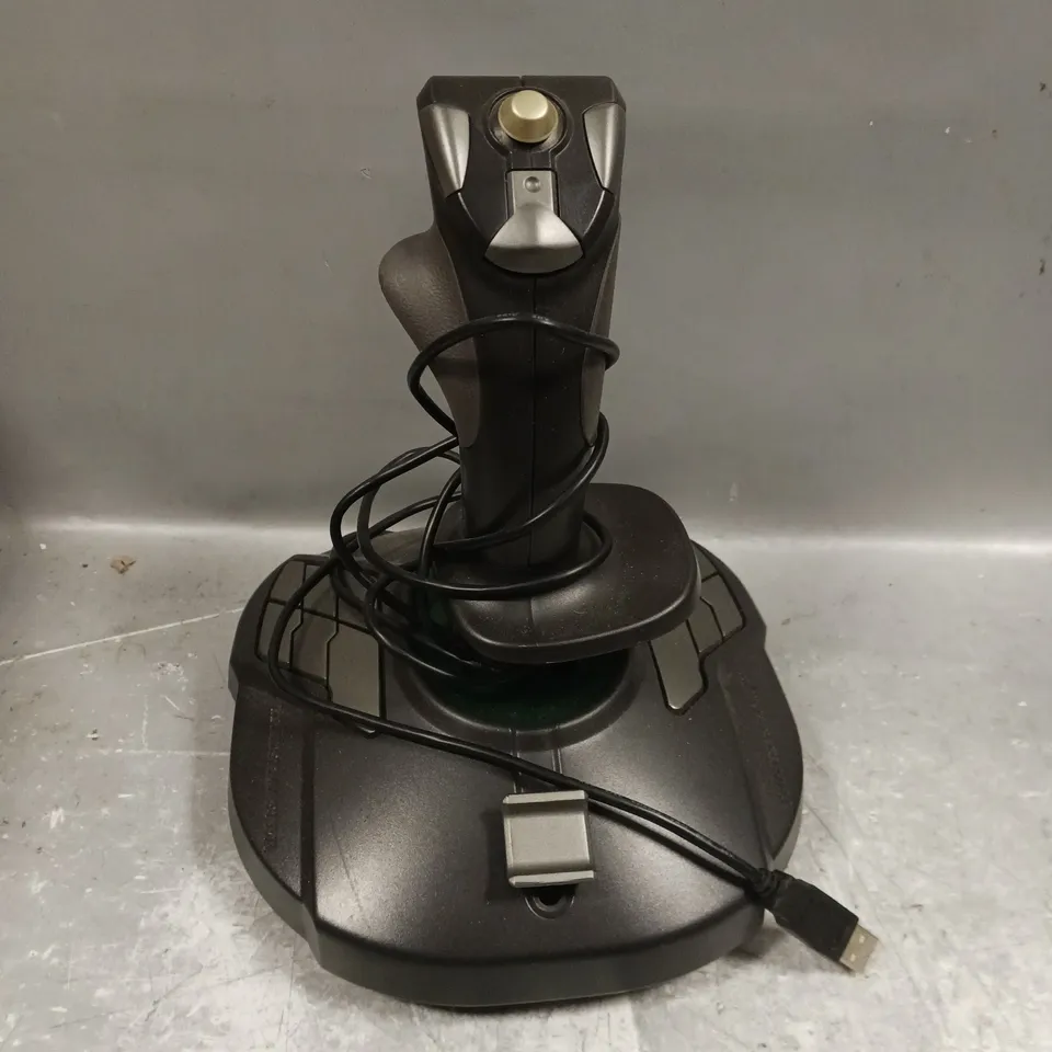 THRUSTMASTER T.16000M JOYSTICK 