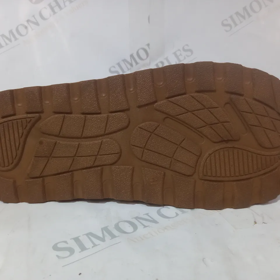 BOXED PAIR OF DESIGNER PLATFORM FAUX FUR LINED SHOES IN TAN SIZE UNSPECIFIED