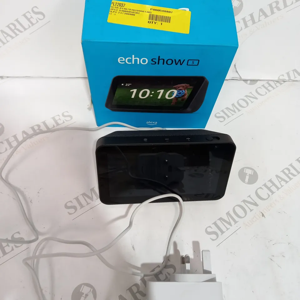 BOXED ALEXA ECHO SHOW 