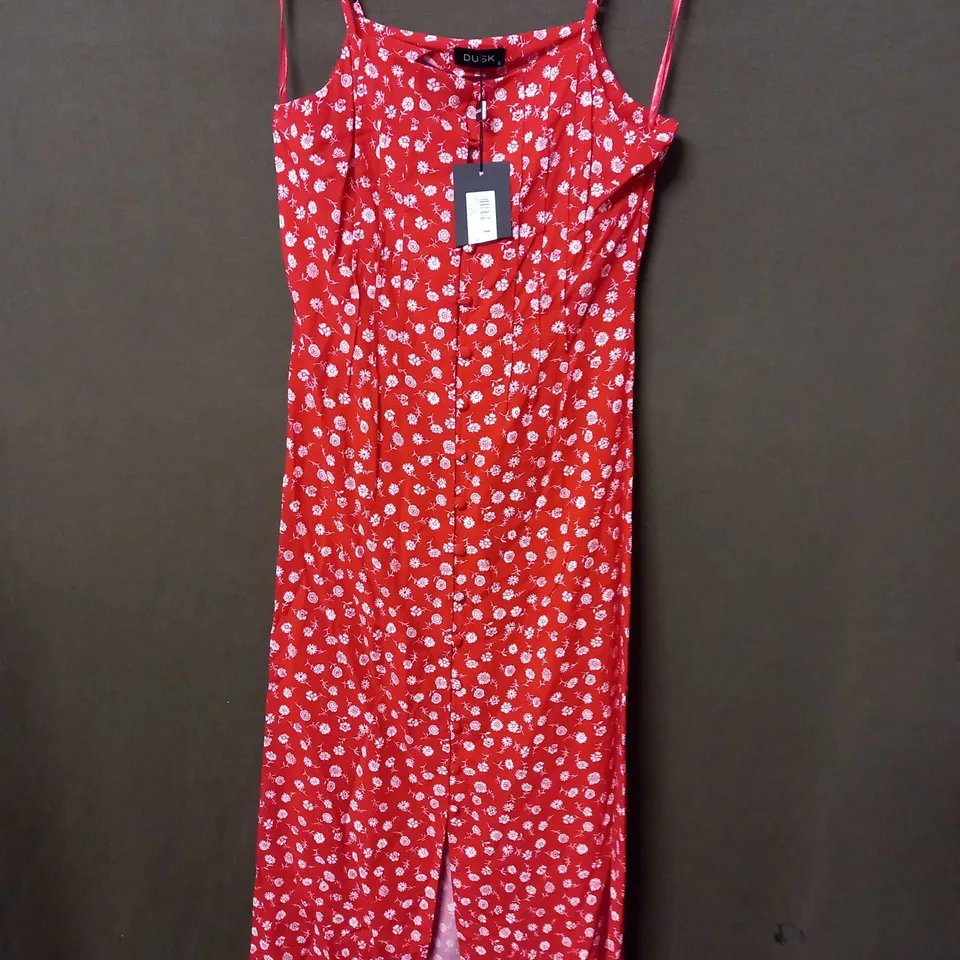 DUSK DAISY MIDI CAMI DRESS IN RED/WHITE - SIZE 6