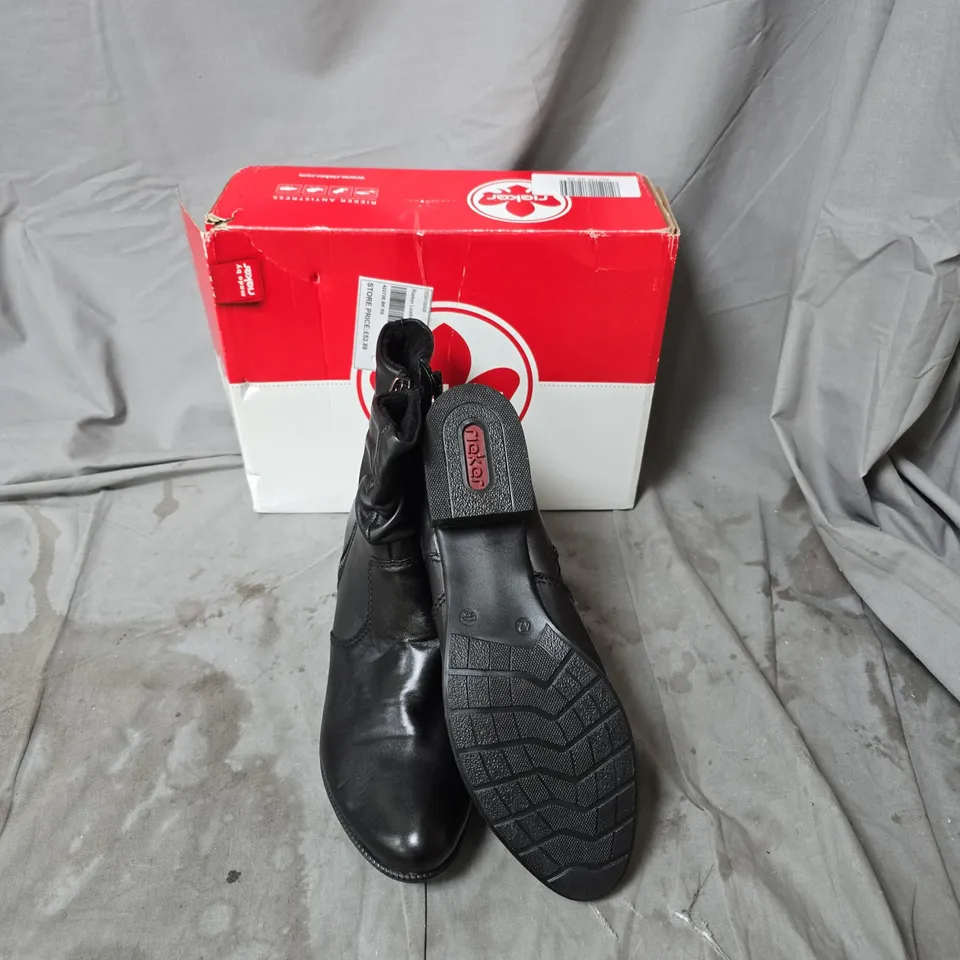 RIEKER WOMEN'S BLACK LEATHER ANKLE BOOTS WITH ZIP - SIZE EUR 42 