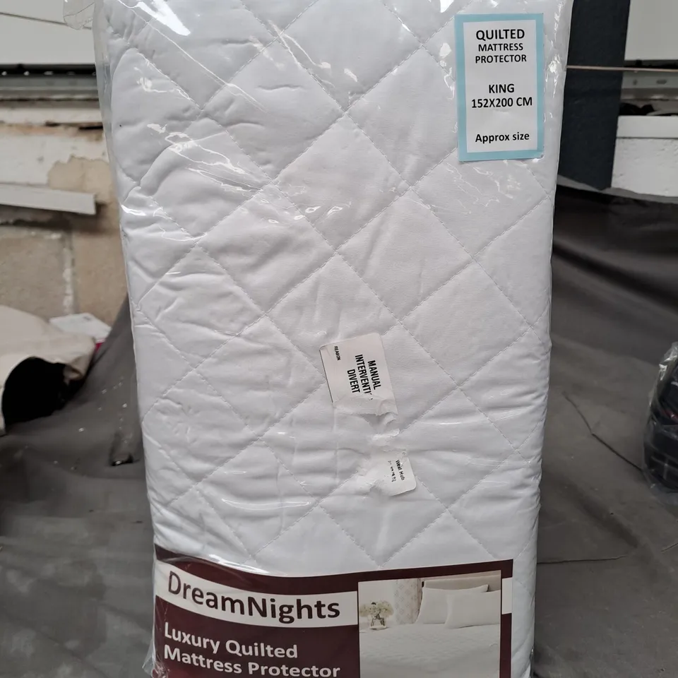 DREAM NIGHTS QUILTED MATTRESS PROTECTOR - KING SIZE