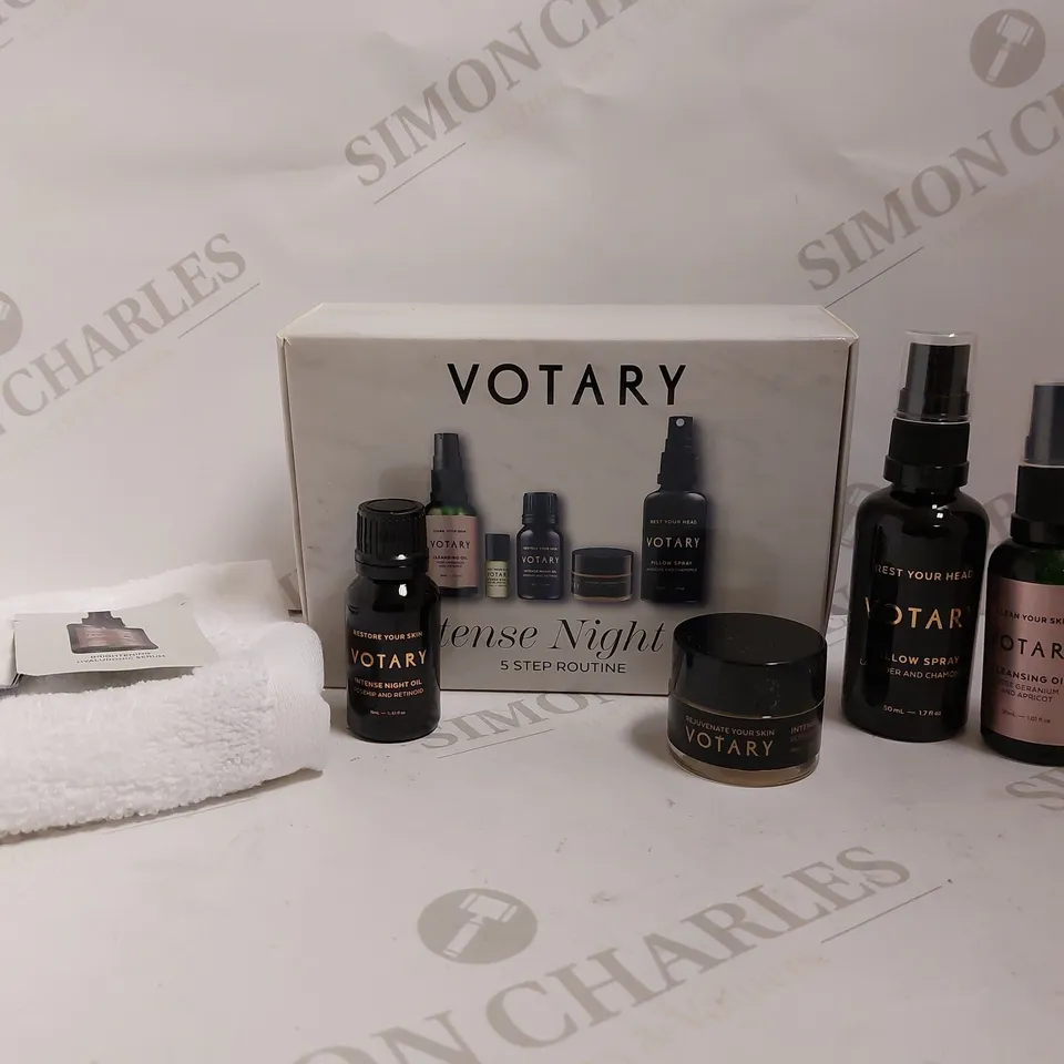 VOTARY INTENSE NIGHT KIT INCLUDING PILLOW SPRAY, NIGHT MASK AND NIGHT OIL
