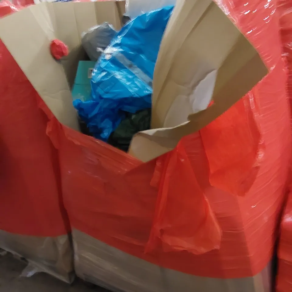 PALLET CONTAINING ASSORTED HOUSEHOLD PRODUCTS INCLUDING CRISPS, MATTRESS PROTECTORS, DUVET COVERS, BEDROOM PRODUCTS ETC