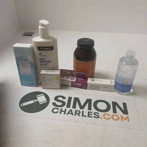 APPROXIMATELY 15 ASSORTED HEALTH & BEAUTY PRODUCTS TO INCLUDE NEUTROGENA BODY LOTION, GRUUM SHAMPOO BAR, CENTELLA WATER-FIT SEUN SERUM, ETC - COLLECTION ONLY