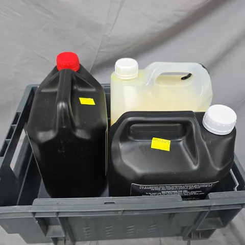 SET OF 3 OVERSIZED LQUIDS TO INCLUDE BLITZ CLEAN SUPER SNOW FOAM CAR WASH CHERRY FRAGRANCE AND WASHING DETERGENT 