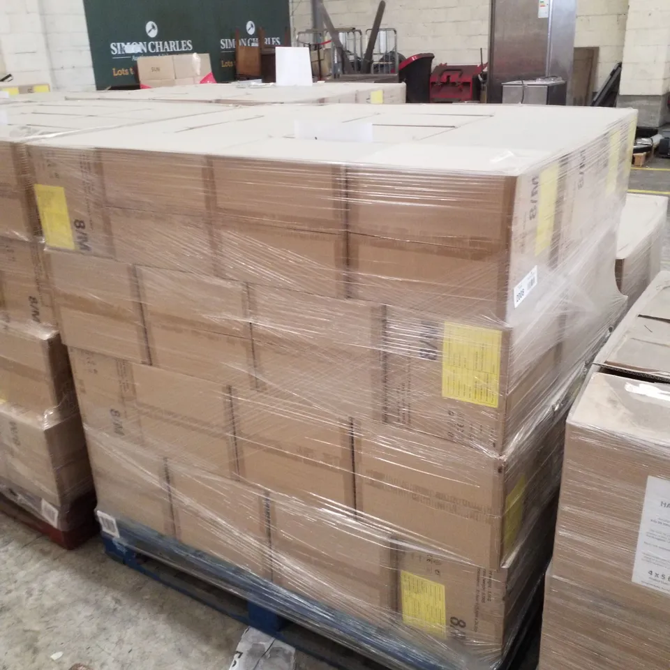 PALLET CONTAINING APPROXIMATELY 600 INTCO VINYL GLOVES 100PK MEDIUM
