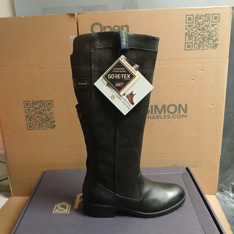 DUBARRY BLACK KNEE-HIGH LEATHER BOOTS WITH GORE-TEX – BOXED SIZE EU 42