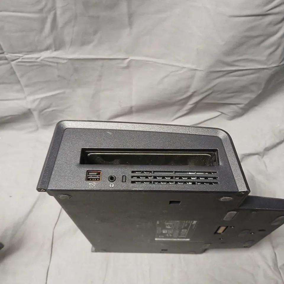 DELL PD01X DOCKING STATION (D/DOCK)