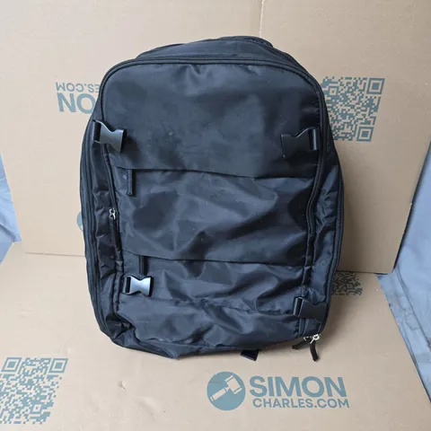 BLACK BACKPACK WITH PADDED BACK AND MULTIPLE COMPARTMENTS