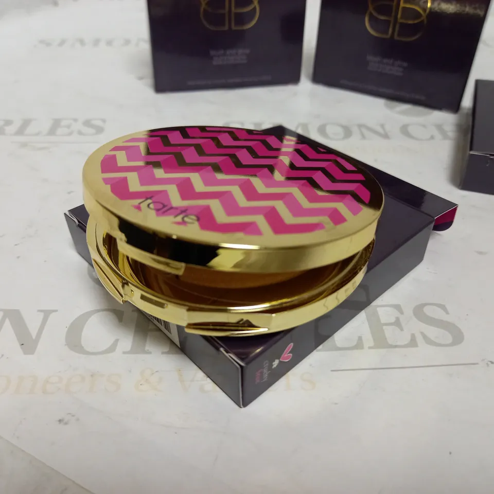 BOXED LOT OF APPROX TARTE 4 BLUSH/GLOW COMPACTS