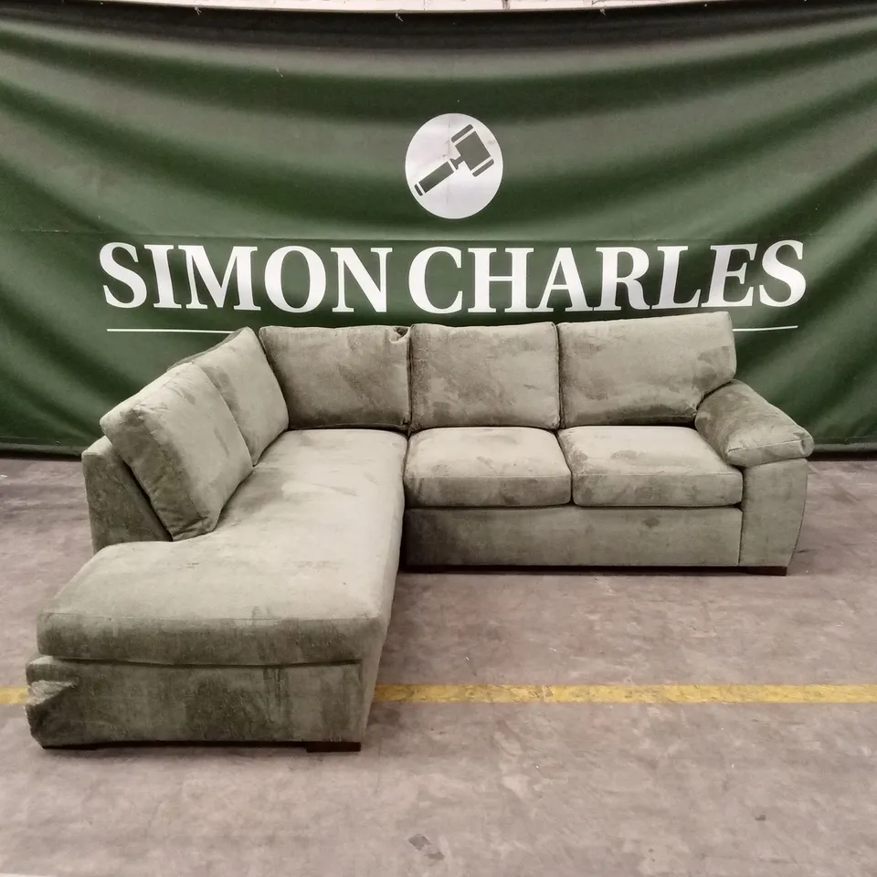 SALERNO STANDARD BACK FABRIC LEFT HAND CORNER CHAISE SOFA - GREEN RRP £999