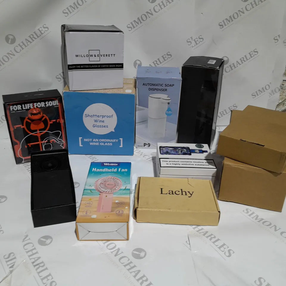 BOX OF APPROXIMATELY 10 ASSORTED ITEMS TO INCLUDE A DOORBELL CAMERA, AUTOMATIC SOAP DISPENSER AND A HANDHELD FAN