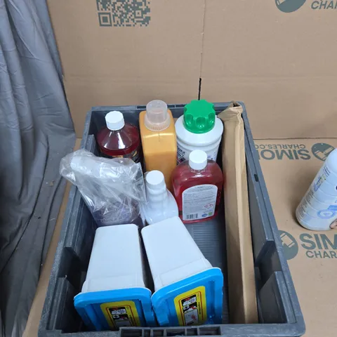 TOTE OF APPROXIMATELY 10 ASSORTED LIQUIDS TO INCLUDE: COMFORT PURE 