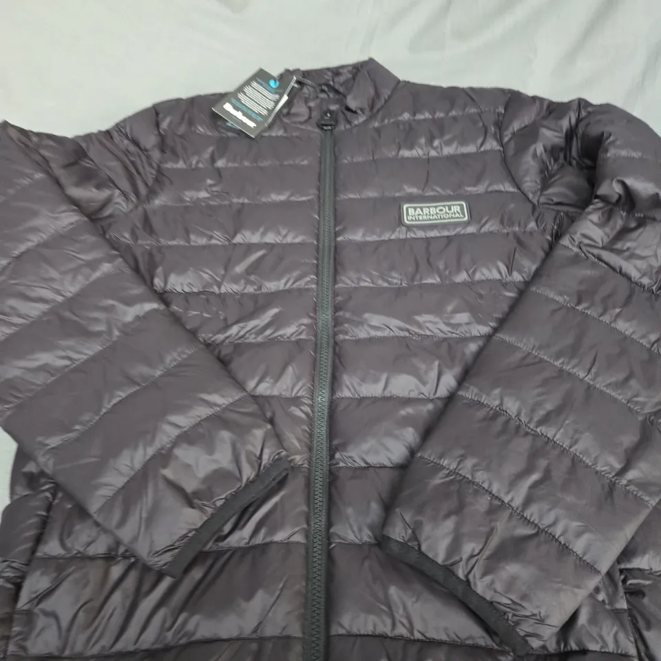 MEN'S BARBOUR INTERNATIONAL TOURER REED QUILTED JACKET SIZE SMALL