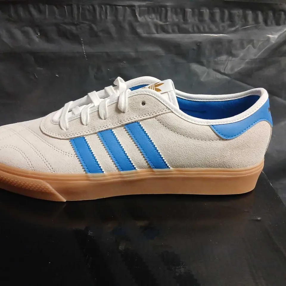 ADIDAS ADI-EASE SNEAKERS – WHITE/BLUE, GUM SOLE, UK 10