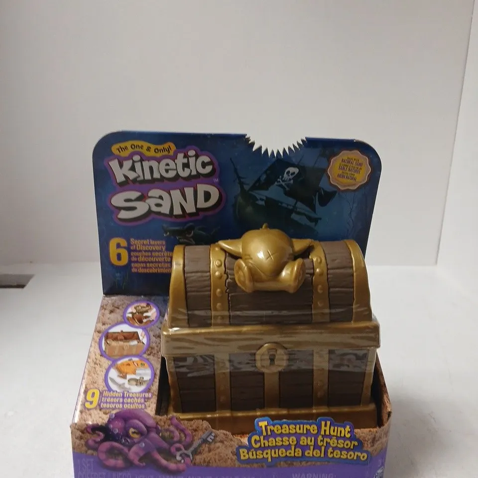 KINETIC SAND TREASURE HUNT CHEST PLAYSET – BOXED