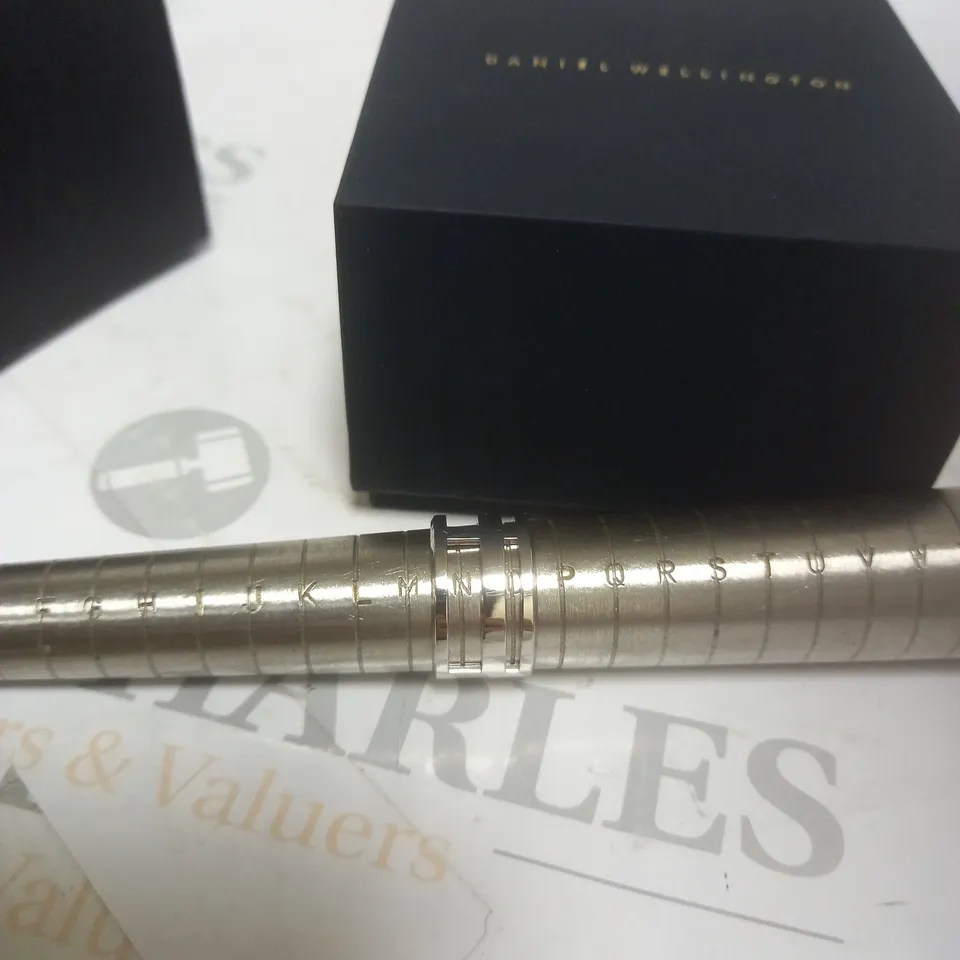 DANIEL WELLINGTON SILVER RING