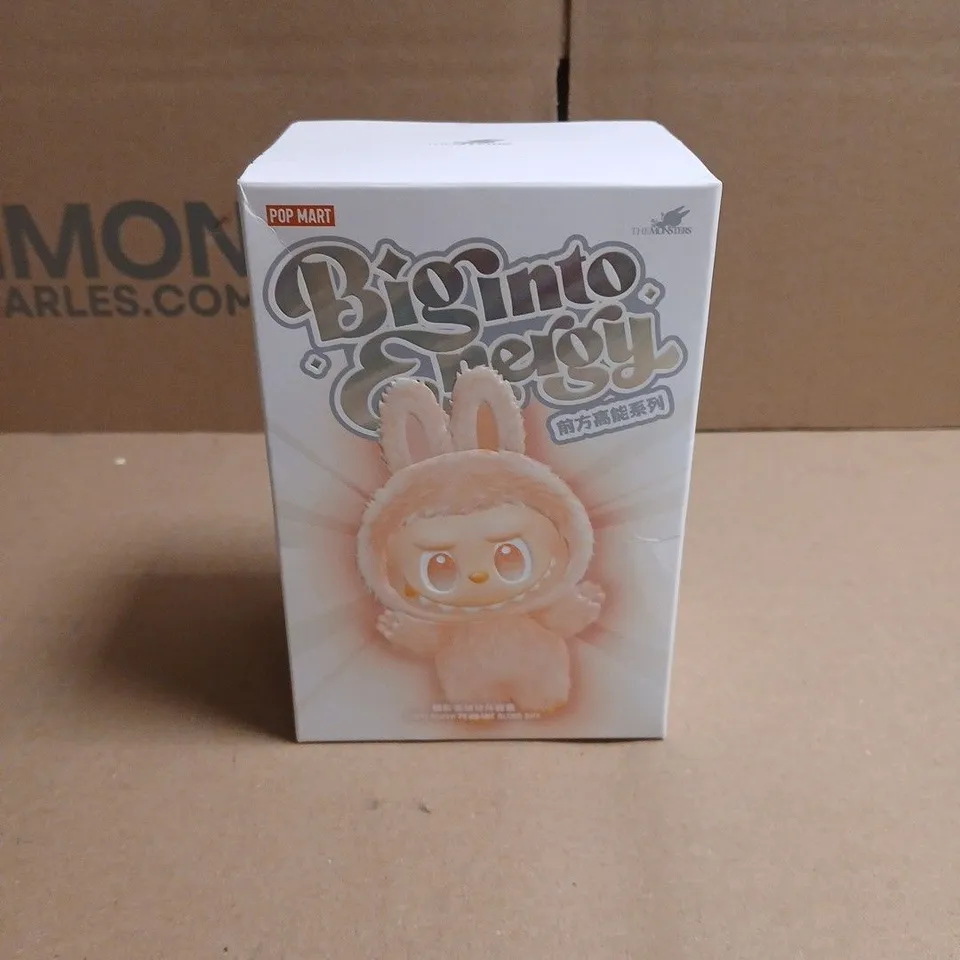 POP MART BIG INTO ENERGY VINYL PLUS PENDANT BLIND BOX
