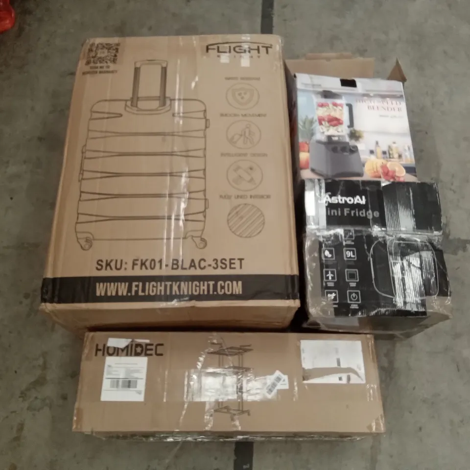 PALLET OF ASSORTED ITEMS INCLUDING FLIGHT NIGHT SUITCASE, HIGH SPEED BLENDER, ASTRO AI MINI FRIDGE, HOMIDEC DRYING RACK, GETFIT PREMIUM AIR BED, NAVARIS HEATED BLANKET 