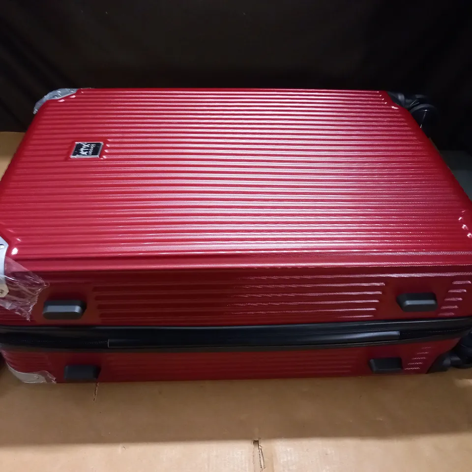 ATX LUGGAGE 65l HARD SHELLED CASE IN RED 