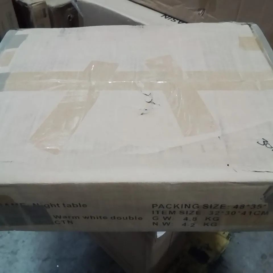 BOXED NIGHT TABLE WARM WHITE SKU: SC2170