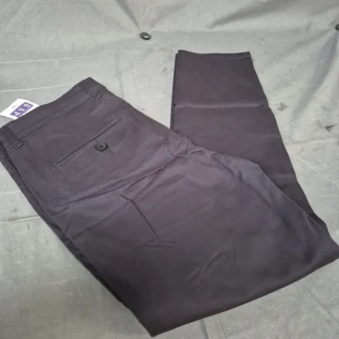 GAP MEN'S TROUSERS, DARK NAVY – WAIST 32/34/36 (TAG ATTACHED)