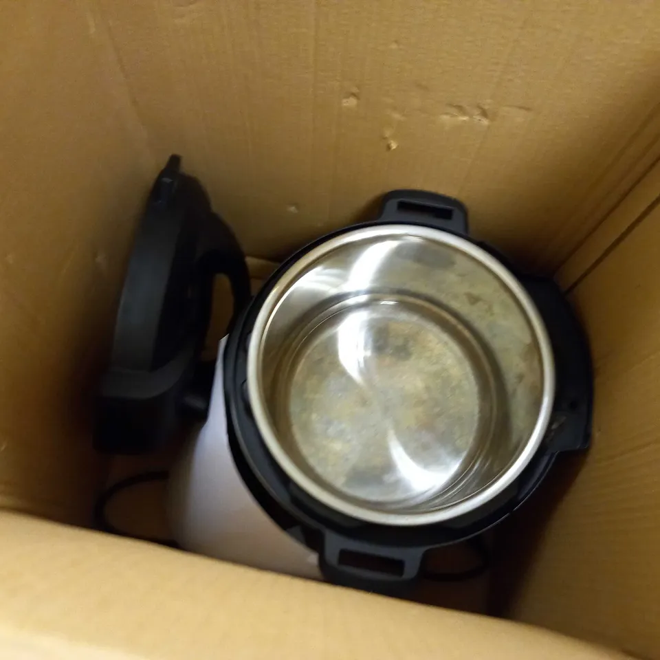 INSTANT POT DUO SMART PRESSURE COOKER