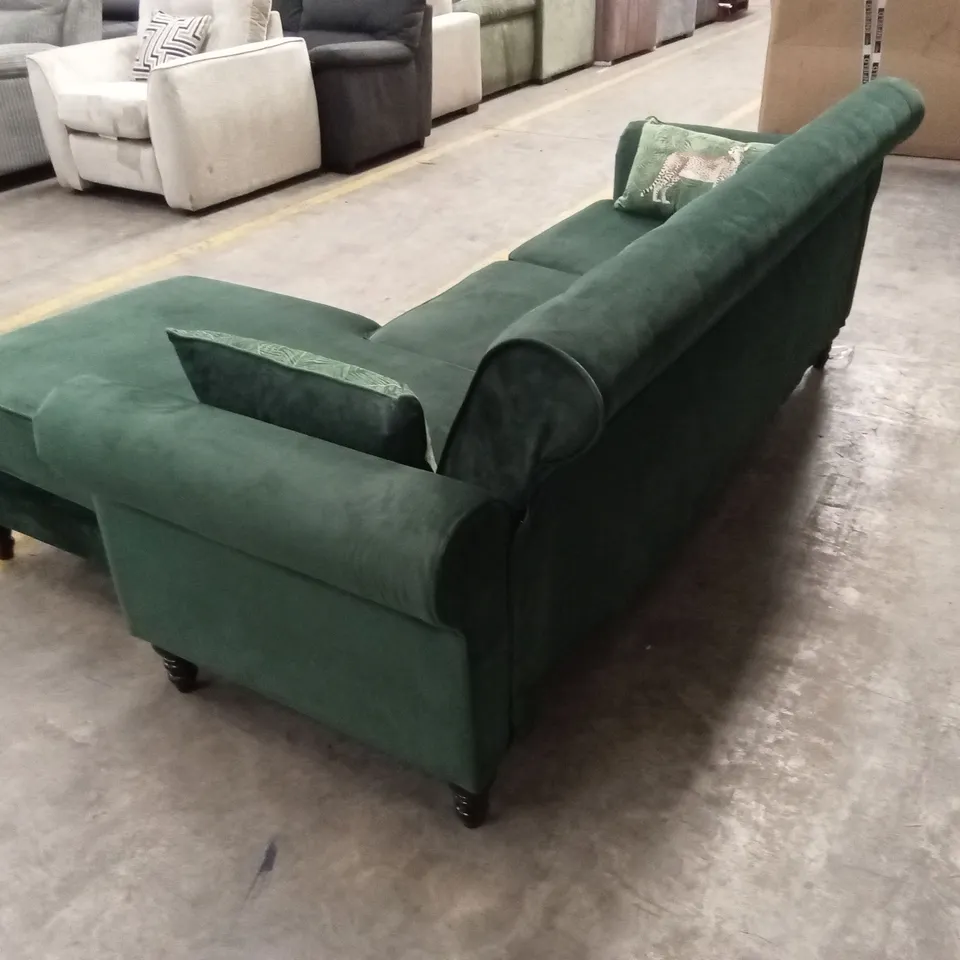 PETOSKEY UPHOLSTERED CORNER SOFA - GREEN