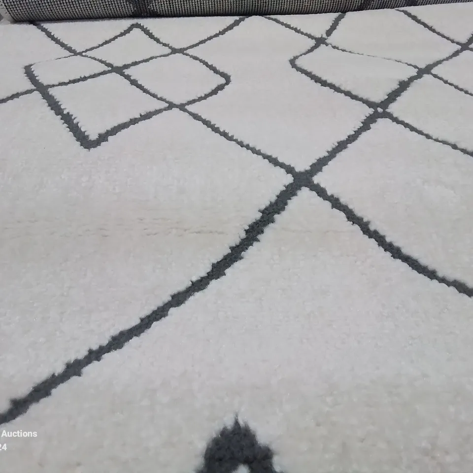 BRAND NEW PACO HOME 785 HARAL 60X100CM WHITE RUG