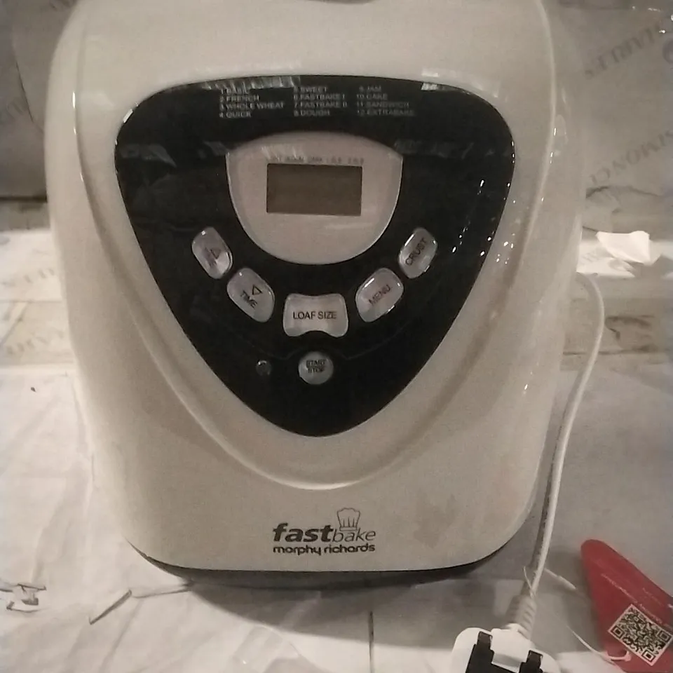 BOXED MORPHY RICHARDS FAST BAKE BREADMAKER 