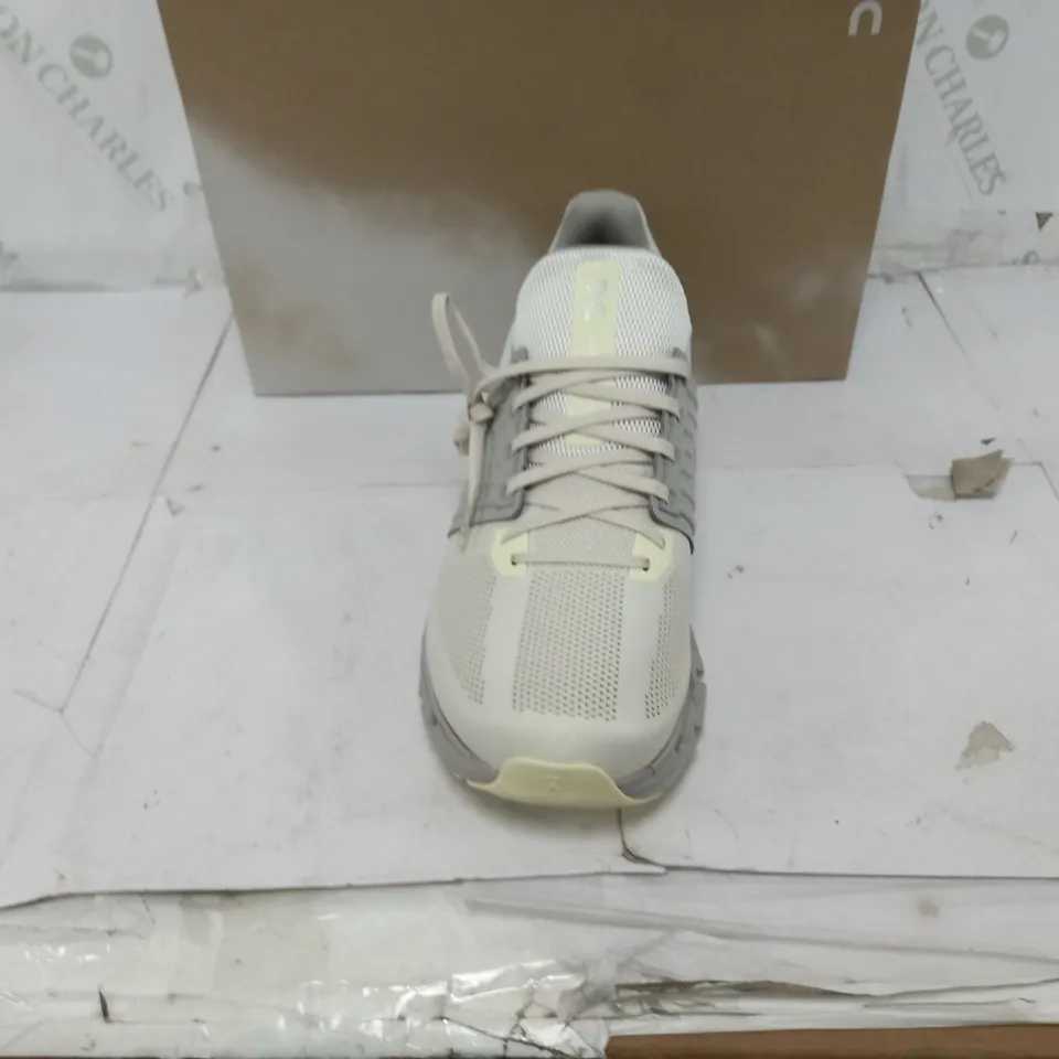 BOXED PAIR OF CLOUDSWIFT 3 AD ICE/GLACIER UK 12.5