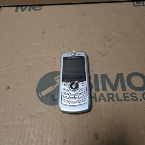 MOTOROLA SLVR L2 CANDYBAR PHONE