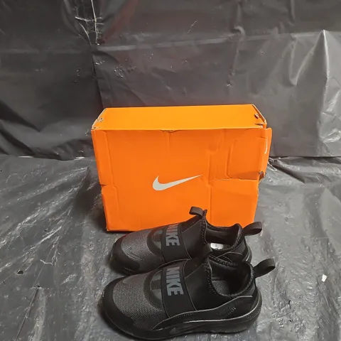 NIKE FLEX RUNNER 4 (PS) KIDS' TRAINERS – BLACK/BLACK-ANTHRACITE SIZE 12 UK