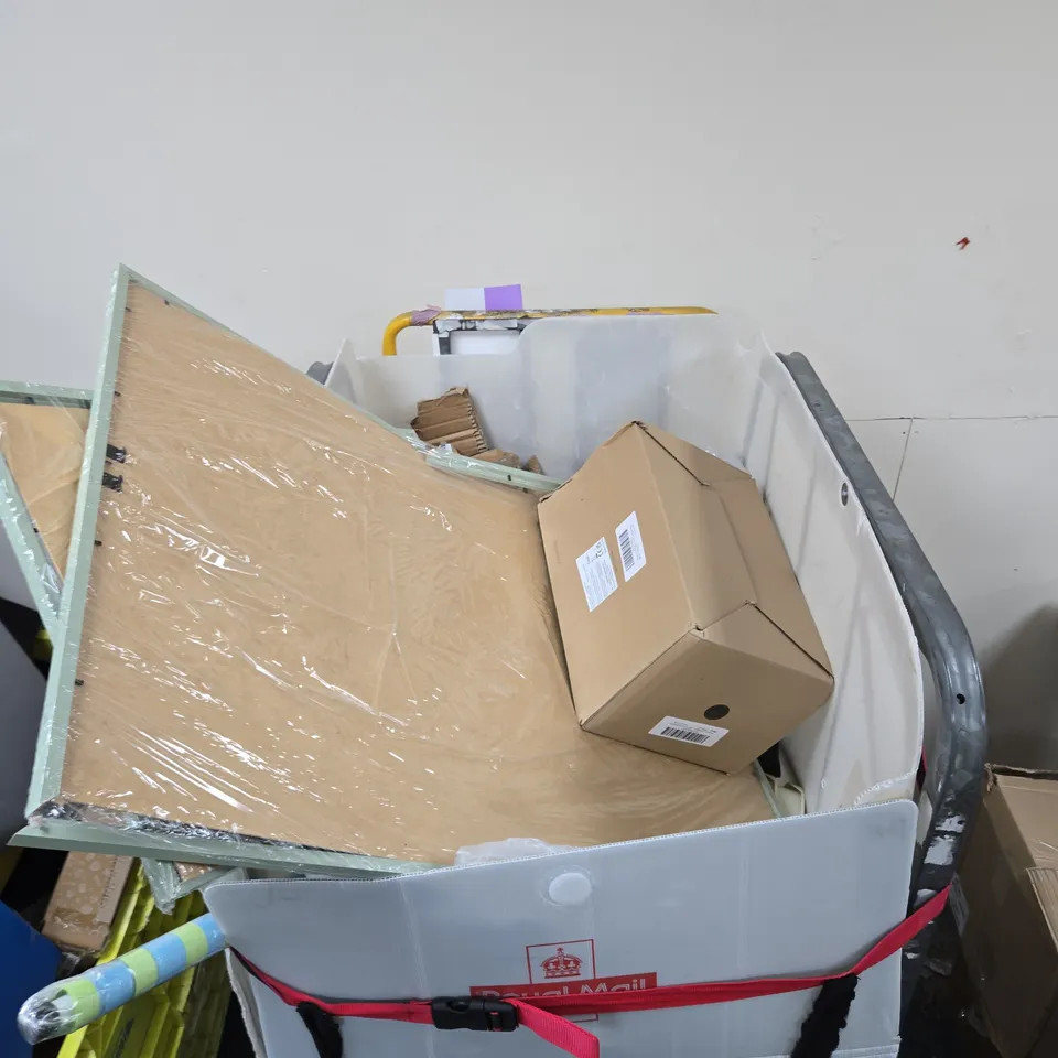 CAGE CONTAINING LARGE QUANTITY OF ITEMS TO INCLUDE: HOTEL PILLOW 