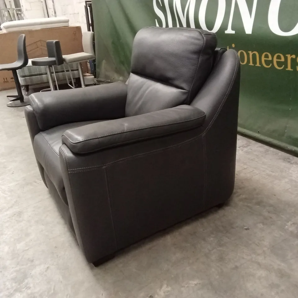 QUALITY DESIGNER ITALIAN MADE AVILA ELECTRIC RECLINER LEATHER ARMCHAIR