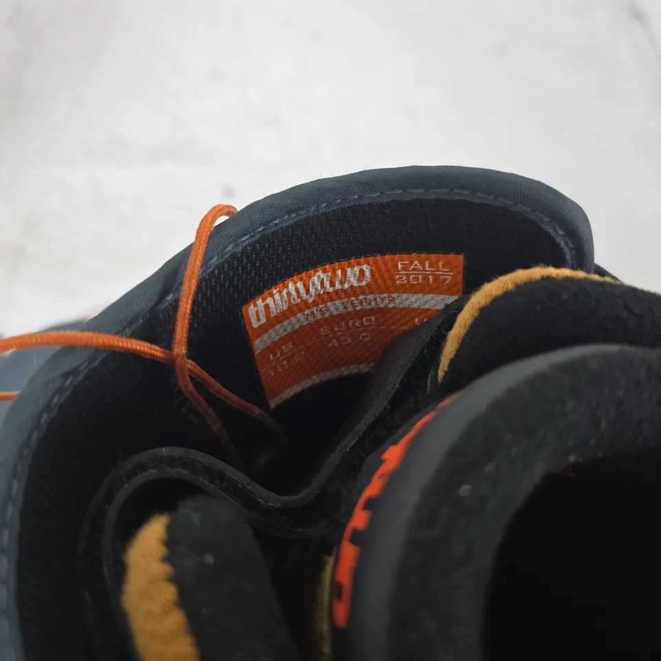MEN'S WINTER BOOTS UK 10 (EU 45) NAVY/ORANGE