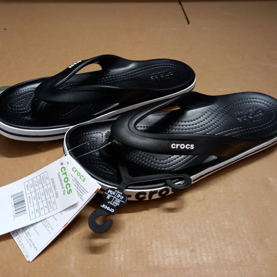 CROCS BAYABAND FLIP - UK M7/W8