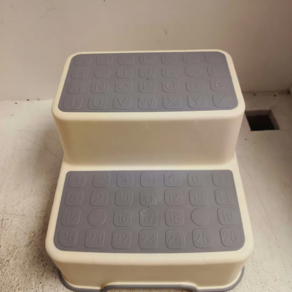 KIDS STEP STOOL DOUBLE LAYER NON SLIP TODDLER TRAINING STOOL WITH LETTERS NUMBERS SURFACE CREAM