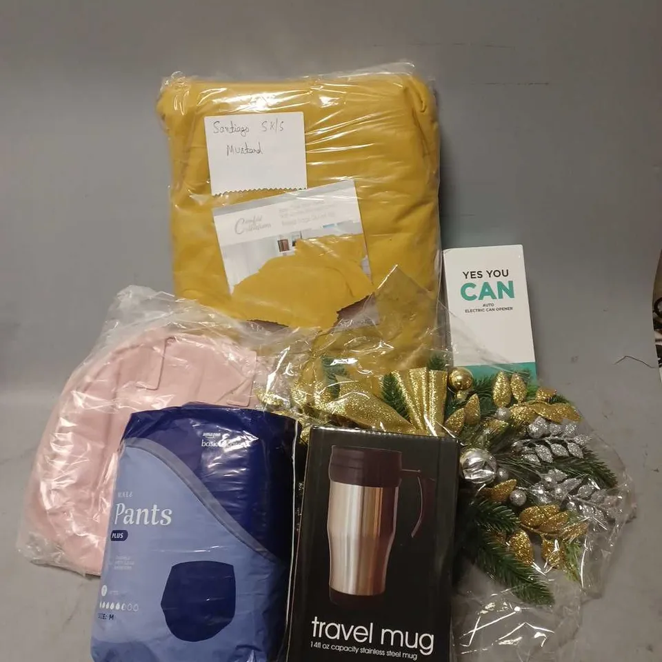 LARGE BOX OF APPROXIMATELY 12 ASSORTED ITEMS TO INCLUDE - MUSTARD FRILLED EDGE DUVET SET - TRAVEL MUG - ELECTRIC CAN OPENER - ETC