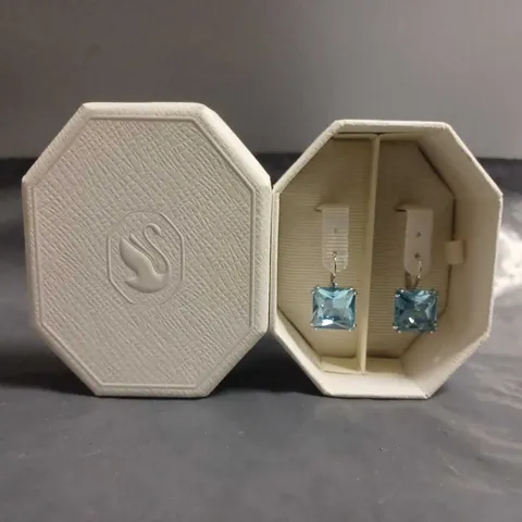 BOXED SWAROVSKI MILLENIA DROP EARRINGS SQAURE CUT 