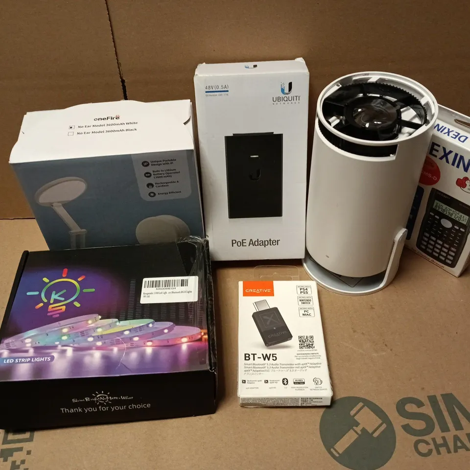 APPROXIMATELY 12 ASSORTED ELECTRICAL ITEMS TO INCLUDE DEXINBST CALCULATOR, POE ADAPTOR, LAMP, ETC