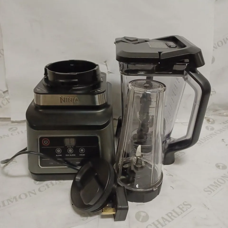 NINJA 2 IN 1 BLENDER WITH AUTO-IQ BN750UK